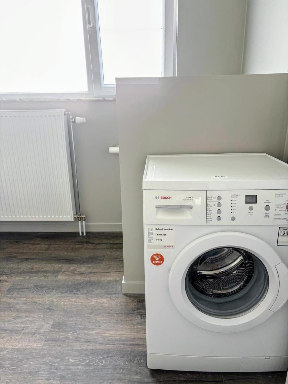 B&B Casa Roman & Vakantiewoning Voor 1 Pers Tot Max 32 Personen Zonhoven Bagian luar foto