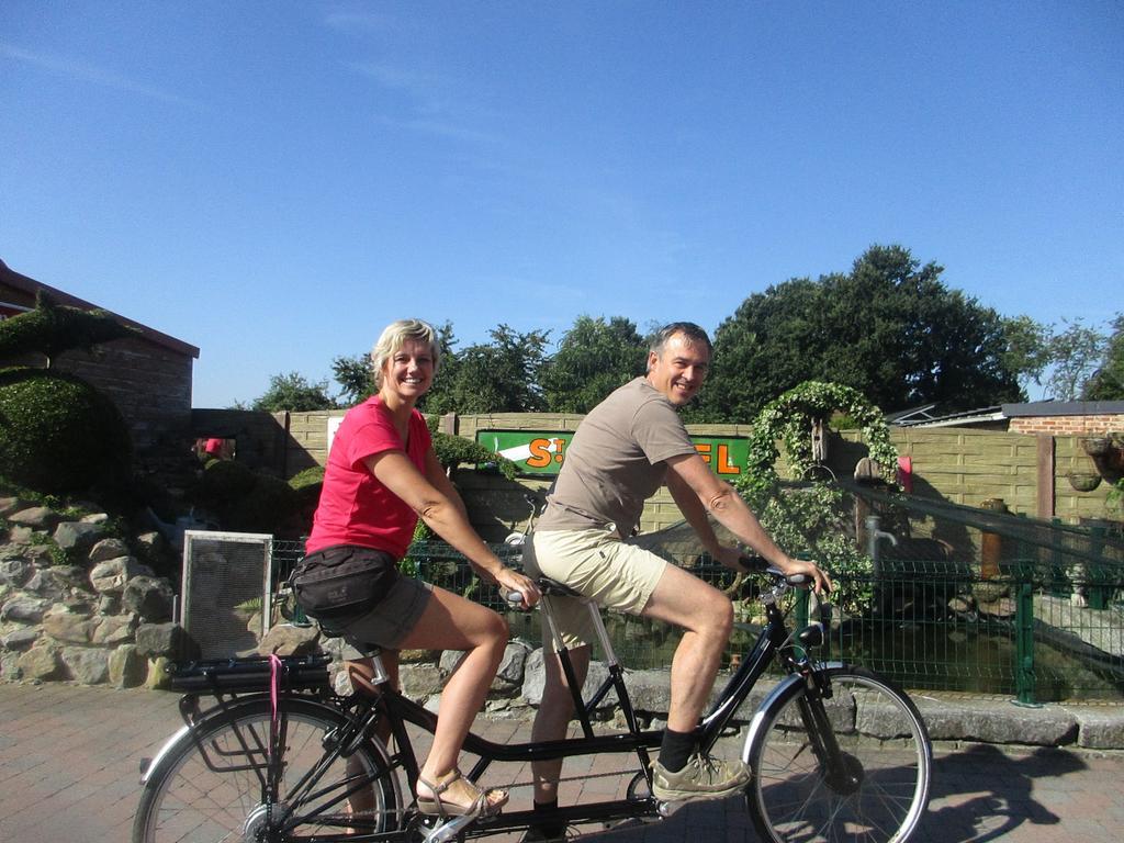 B&B Casa Roman & Vakantiewoning Voor 1 Pers Tot Max 32 Personen Zonhoven Bagian luar foto