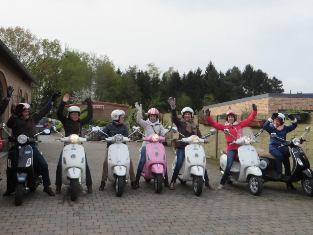 B&B Casa Roman & Vakantiewoning Voor 1 Pers Tot Max 32 Personen Zonhoven Bagian luar foto